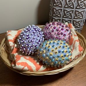 Bedazzled eggs